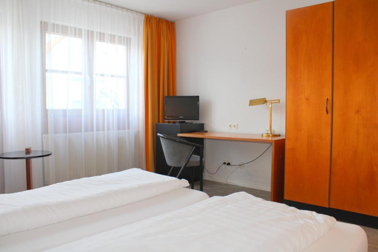 Hotel Lamm Nufringen Экстерьер фото