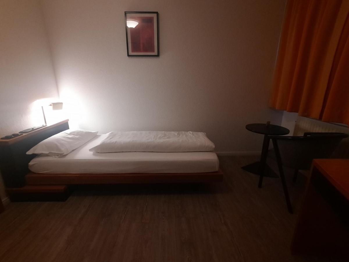 Hotel Lamm Nufringen Экстерьер фото